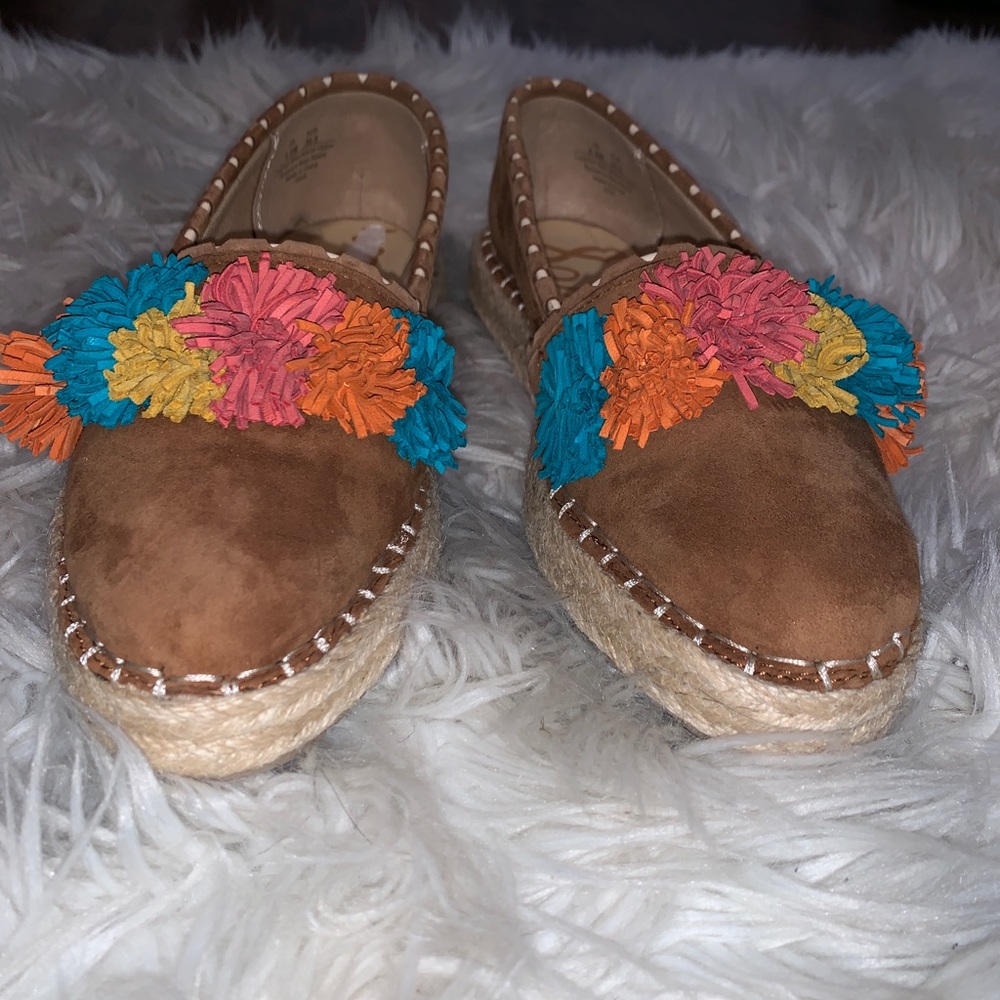 Fun slip on - Picture 3 of 9